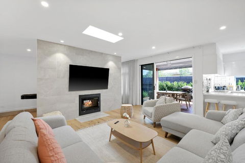 Sanctuary Of Hope By Ready Set Stay - Cowes - Accommodation Rockhampton 1