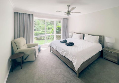 Sanctuary Park Cottages - Accommodation Rockhampton 3