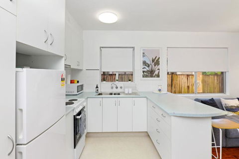 Sand And Sea 4 - Accommodation Rockhampton 2