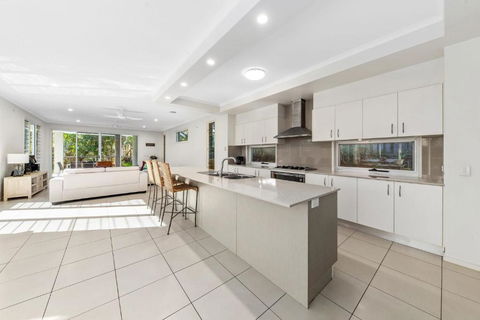 Sand And Sea Beach House - Accommodation Rockhampton 3