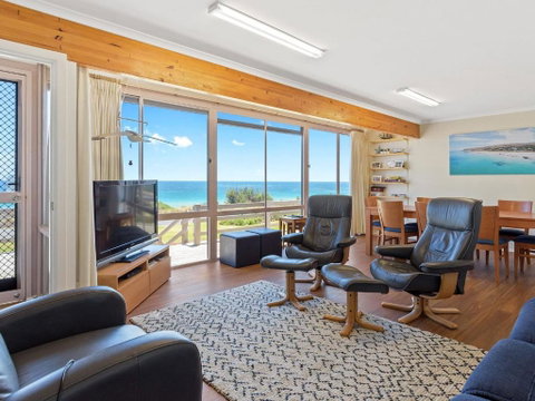 Sand Castles 34 Gold Coast Drive - Accommodation Rockhampton 2