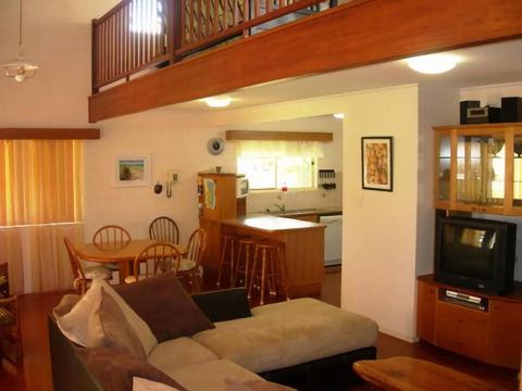 Sand Piper Cottage Rainbow Beach - Accommodation Rockhampton 2