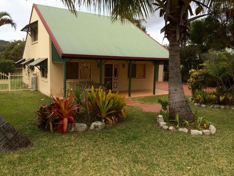 Sand Piper Cottage Rainbow Beach - Accommodation Rockhampton 0