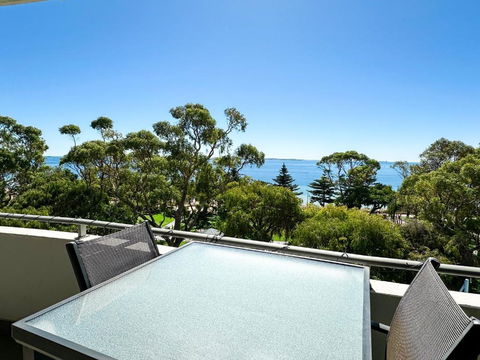 Rockingham Waterfront At Nautilus - Accommodation Rockhampton 3