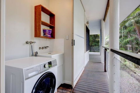 Sandalwood - Accommodation Rockhampton 1