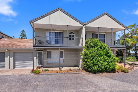 Sandcastles 11-23 Robinson St - Accommodation Rockhampton 1