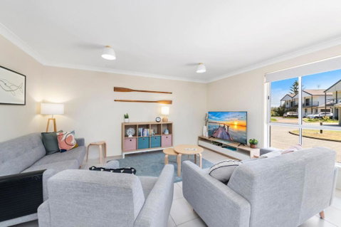 Sandcastles 11-23 Robinson St - Accommodation Rockhampton 3