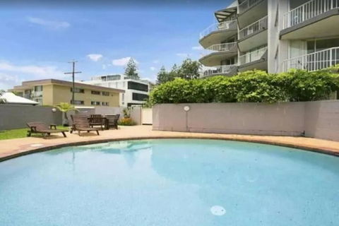 Sandown - Hosted By Burleigh Letting - Accommodation Rockhampton 0