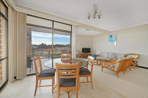 Sandpiper 9 25 Waugh Street - Accommodation Rockhampton 2