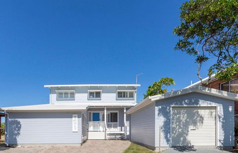 Sandpiper Beachfront House - Hastings Point - Accommodation Rockhampton 1