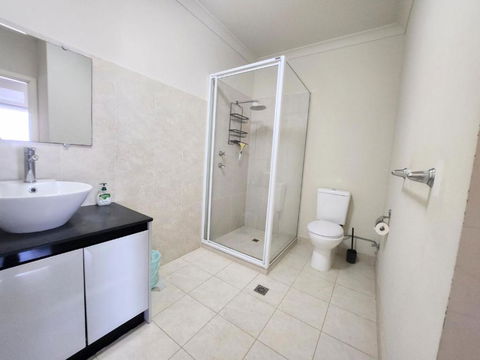 Sandpiper Escape - Accommodation Rockhampton 3