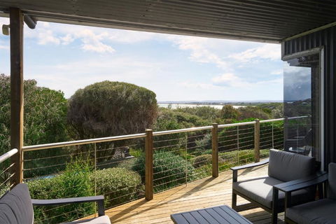 Sandpipers Beach - Accommodation Rockhampton 0