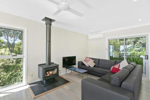 Sands End - Accommodation Rockhampton 2
