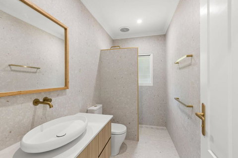 Sandscapes Sanctuary - Accommodation Rockhampton 2