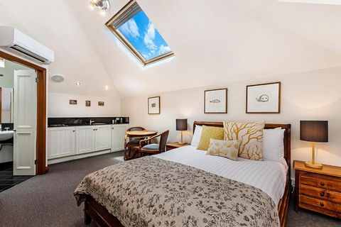 Sandstone Suites - In The Heart Of Port Fairy - Accommodation Rockhampton 0