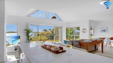 Sandy Cove - Accommodation Rockhampton 0