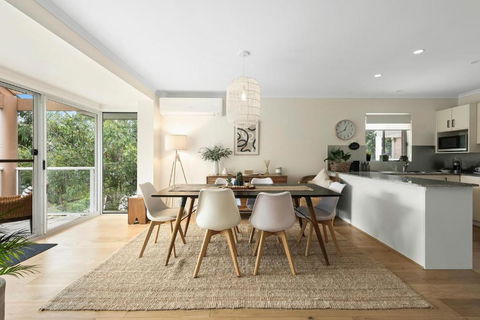 Sandy Days - Accommodation Rockhampton 2