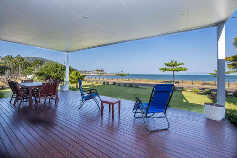 Sandy Decks - Accommodation Rockhampton 1