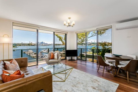 STG38 - Stunning Waterfront Apartment - Drummoyne - Accommodation Rockhampton 0