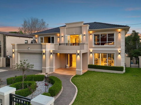 Sydney Strathfield 4 Bed Luxury House With Pool - Accommodation Rockhampton 3