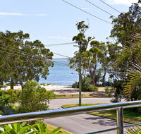 Beachside Haven - Your Perfect Oasis Home - Accommodation Rockhampton