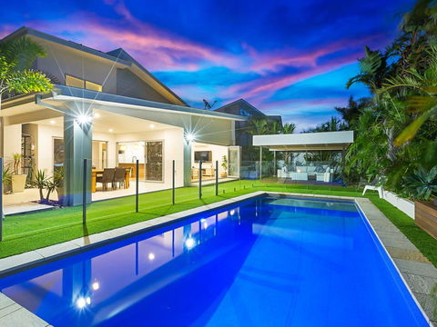 Beachside Holiday Escape - Accommodation Rockhampton 0