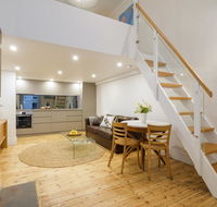 Beachside luxury loft apartment - Accommodation Rockhampton