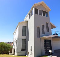 Beachside Oasis - Accommodation Rockhampton
