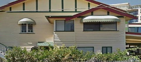Beachside Queenslander - Accommodation Rockhampton 1