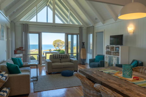 Bear Gully Coastal Cottages - Accommodation Rockhampton 2