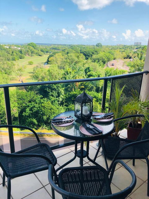 Beautiful Spacious City Apartment With Views Out To The Arafura Sea - Accommodation Rockhampton 3