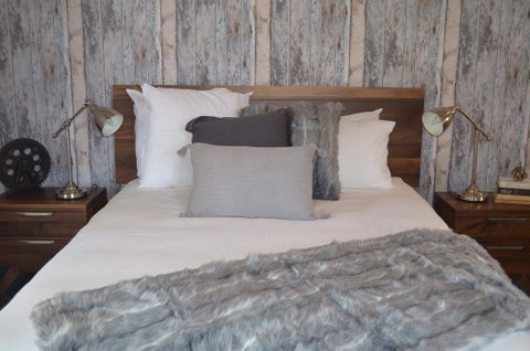 Bella Cosa Bed And Breakfast - Accommodation Rockhampton 0