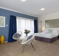Bella Vista Townhouse with Views - Accommodation Rockhampton