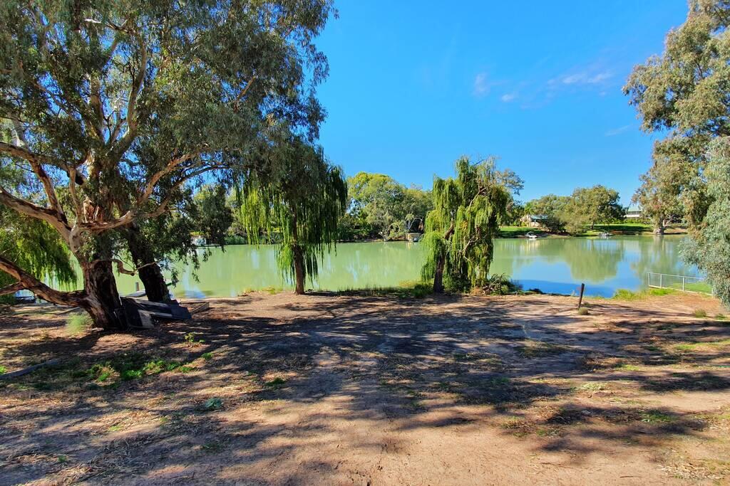Anabranch South NSW Accommodation Rockhampton