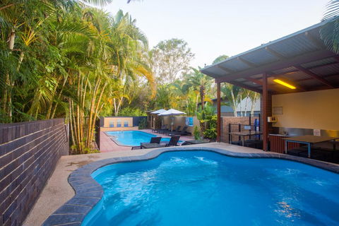 Best Western Plus Quarterdecks Retreat - Accommodation Rockhampton 2