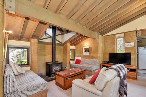 Bidgee Widgee - Accommodation Rockhampton 1
