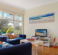 BiJ's on the Beach - 200 metres to the water - Accommodation Rockhampton