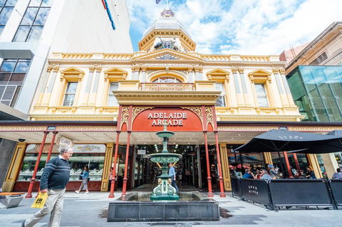 Bliss At Balfours-Heart Of The CBD - Wifi - Nespresso - Netflix - Accommodation Rockhampton 1