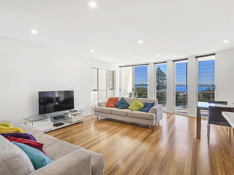 Blue Bird At Nelson Bay - Accommodation Rockhampton 1
