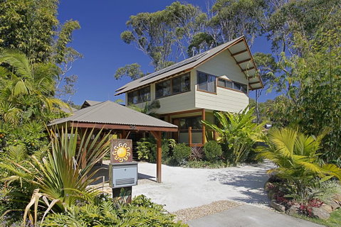 Blue Bliss - Accommodation Rockhampton 0