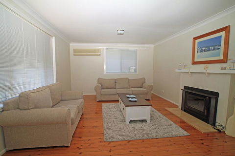 Blue Lagoon - Waterfront - Accommodation Rockhampton 2
