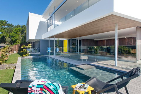 Bluey's Beach House - 5 Bedroom - Accommodation Rockhampton 0