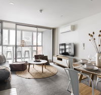 Boho on Morphett-In the heart of the CBD - Wifi - Nespresso - Netflix - Accommodation Rockhampton