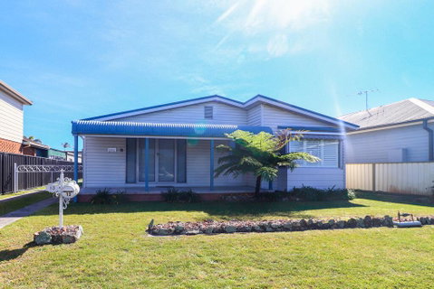 Boikon Beach House - Accommodation Rockhampton 0
