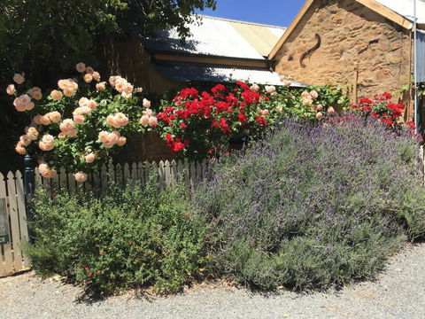 The OldDevonshire House - Accommodation Rockhampton 2