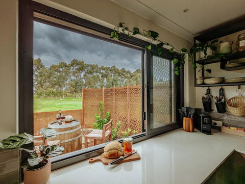 Welcome To Vineside - Accommodation Rockhampton 0