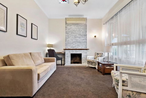 White On Wright Clare - Accommodation Rockhampton 3