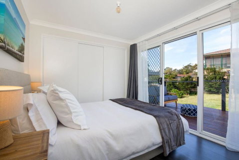 WindanSea Cottage Pet Friendly Ocean Glimpses - Accommodation Rockhampton 3