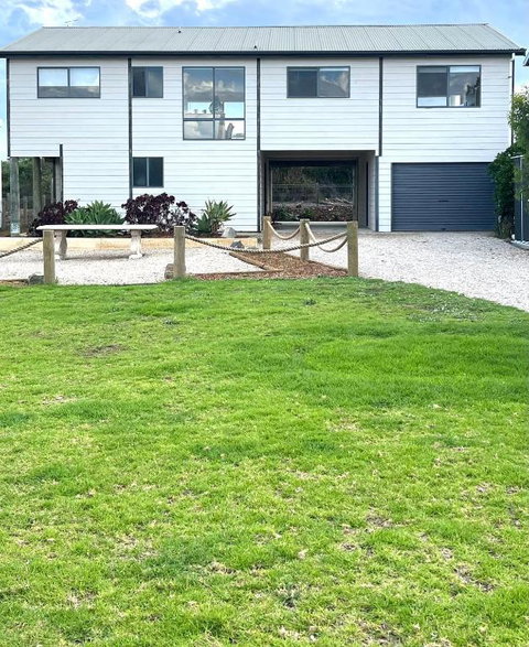 Wolfgangs Shack - Accommodation Rockhampton 0