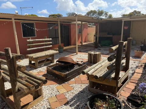 Woody House - Accommodation Rockhampton 3